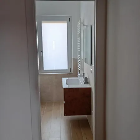 Ombra Del Carrubo