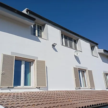 Ombra Del Carrubo Tatil Evi *